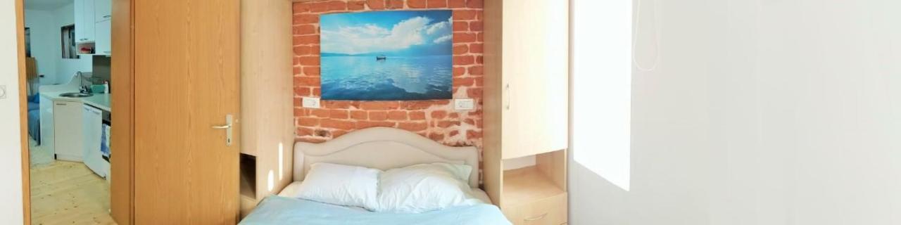 Апартаменты Sirma'S Unique Artsy Modern Quiet 1-Bdrm In The Heart Of Скопье Экстерьер фото